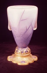 Favrile-Vase mit Ormolu-Basis